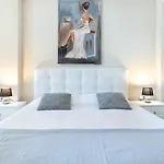 Ξενοδοχείο με διαμερίσματα Poseidon 4*